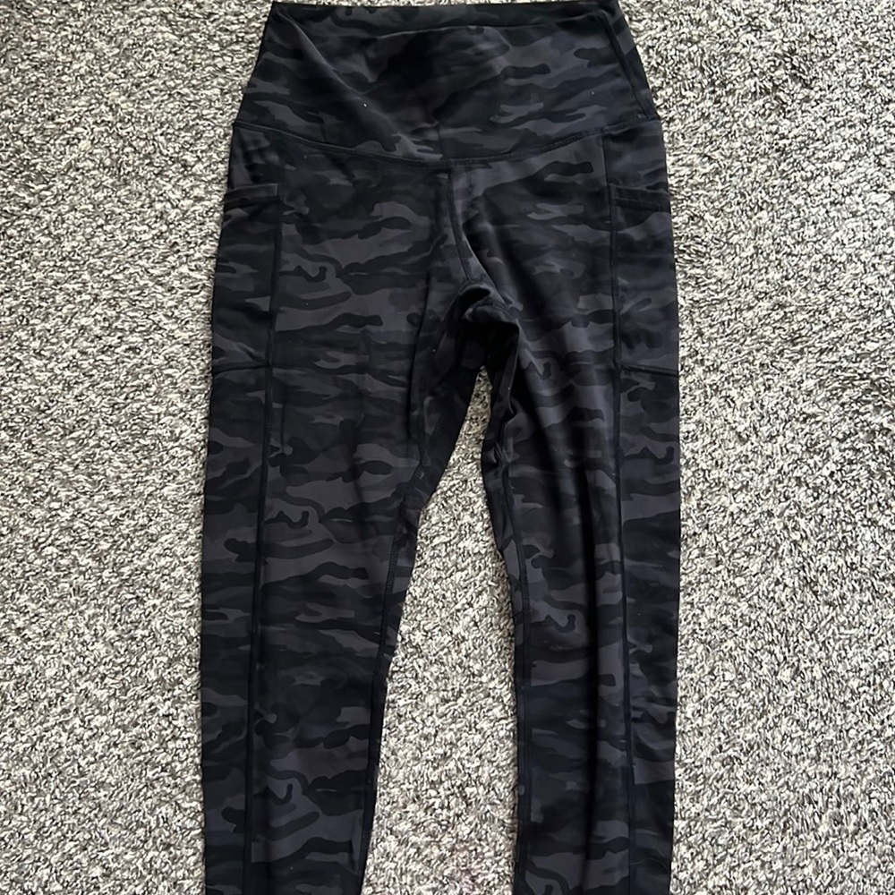Camo leggings